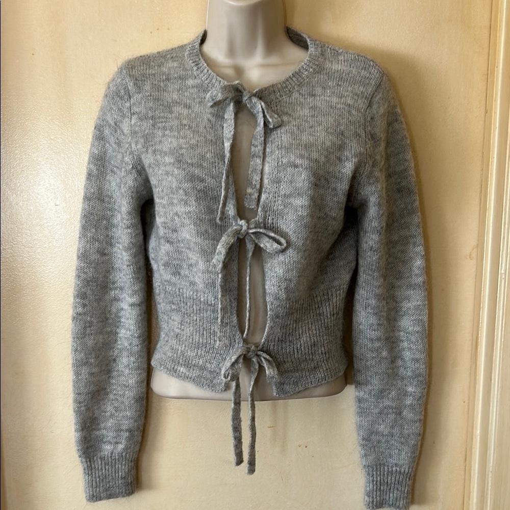 Beige Botany light grey mohair tie front crop sweater size S